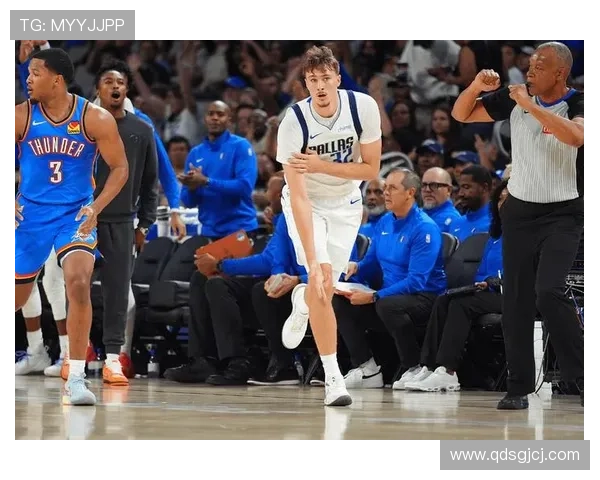 张佳玮点评浓眉与弗拉格的成长历程揭示篮球背后的成人礼意义